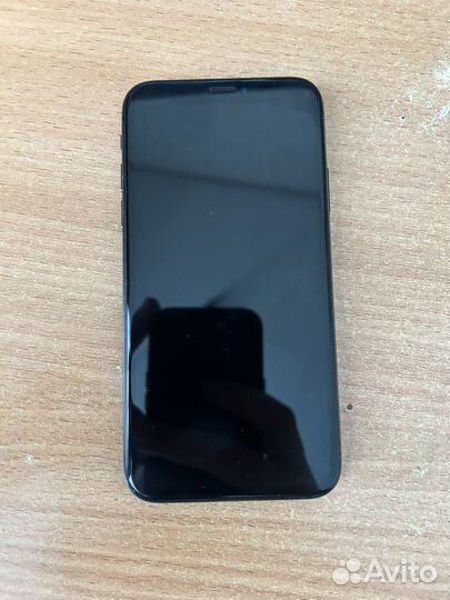 iPhone X, 64 ГБ