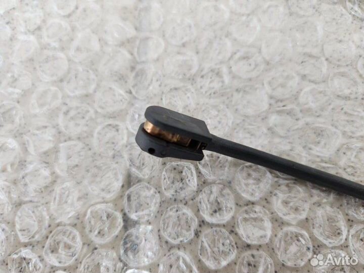 Датчик износа тормозных колодок передний Bmw X5