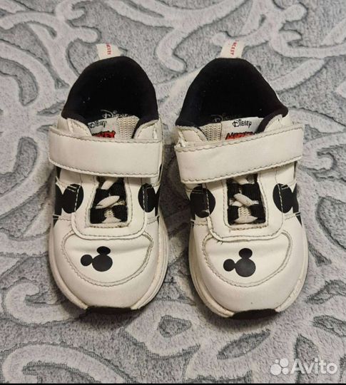 Кроссовки Zara 22 размер