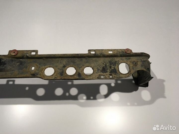 Балка подрадиаторная (Ford Focus)