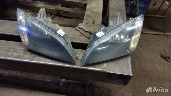 Фара правая форд фокус 2 дорестайлинг