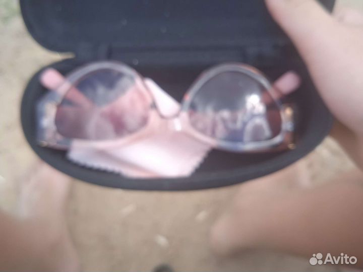 Футляр для очков и очки гуччи