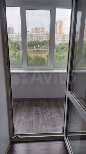 2-к. квартира, 52 м², 8/12 эт.