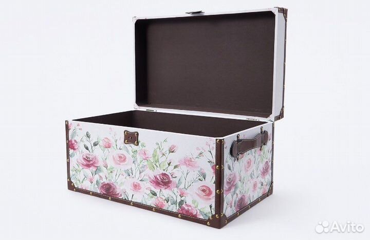 Сундук декоративный
