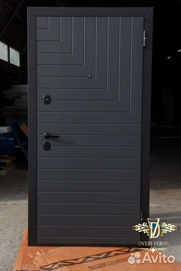 Дверь входная Квадро