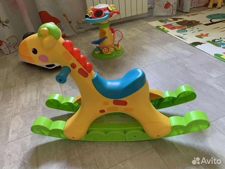 Детская качалка fisher price