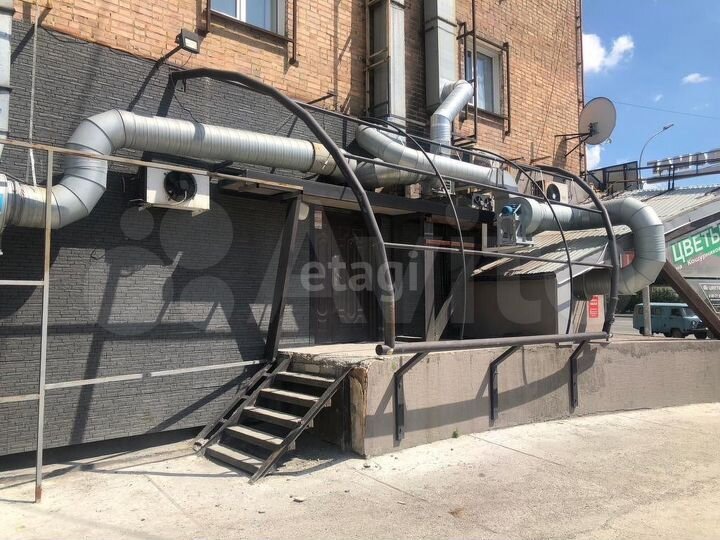 Продам торговое помещение, 264 м²