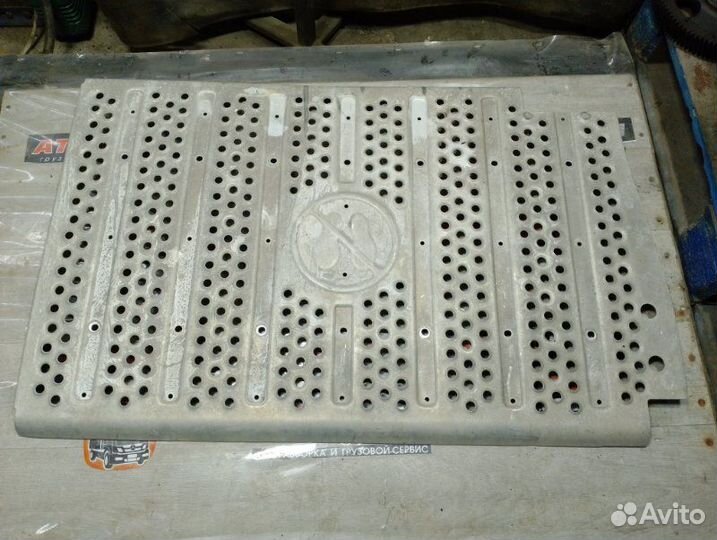 Защита глушителя Mercedes-Benz Arocs тягач 471.900