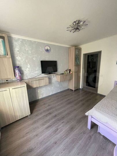 2-к. квартира, 54 м², 1/10 эт.