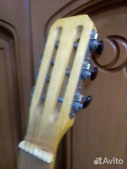 7-ми струнная гитара