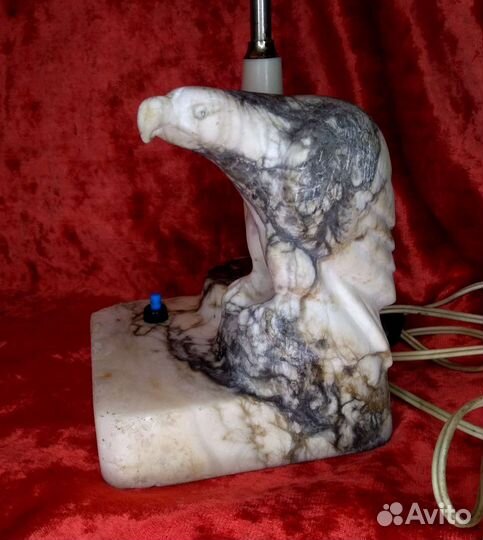 Настольная лампа камень