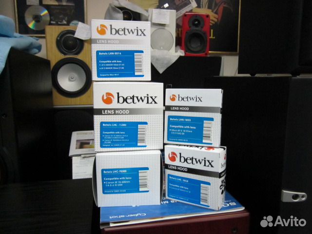 Бленда HB-35 для объектива Nikon 18-200