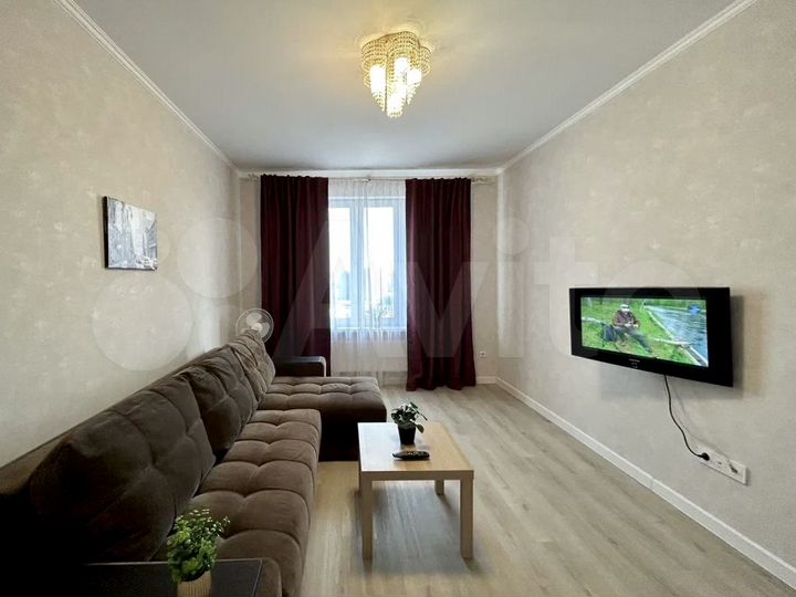 2-к. квартира, 60 м², 18/25 эт.