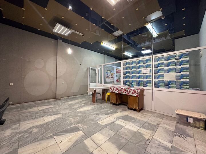 Торговое помещений на первой линии