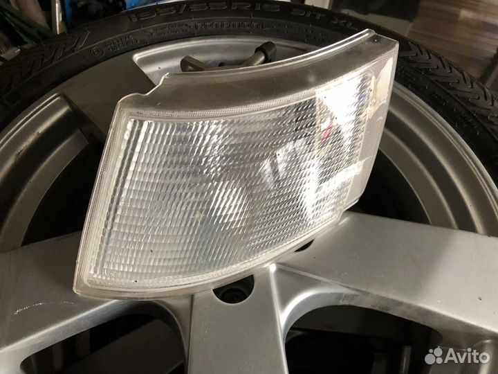 Поворотник левый 2110 2111 2112