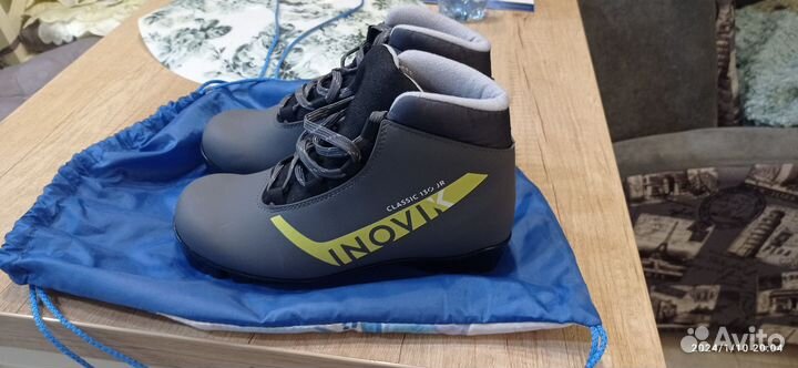 Лыжные ботинки