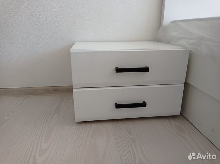 Тумба прикроватная белая комплект 2шт