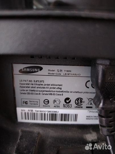 Монитор samsung