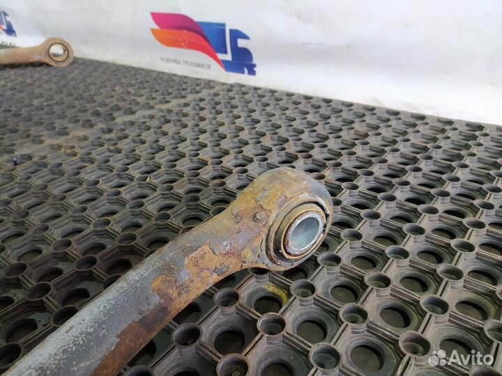 Стабилизатор передний