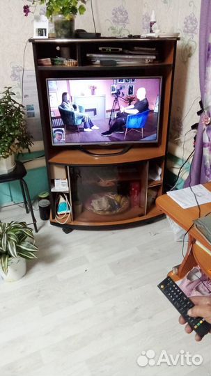 Тумба под телевизор