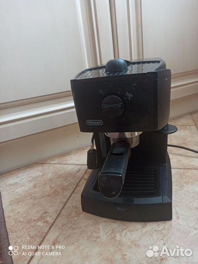Кофеварка рожковая delonghi