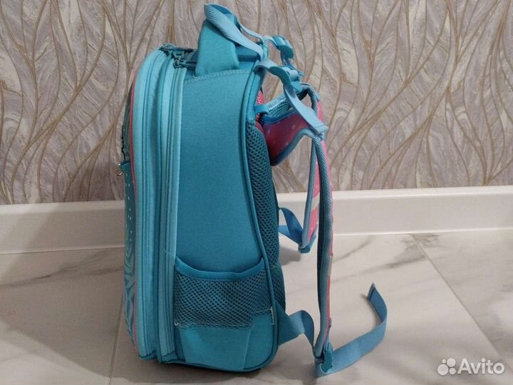 Школьный рюкзак