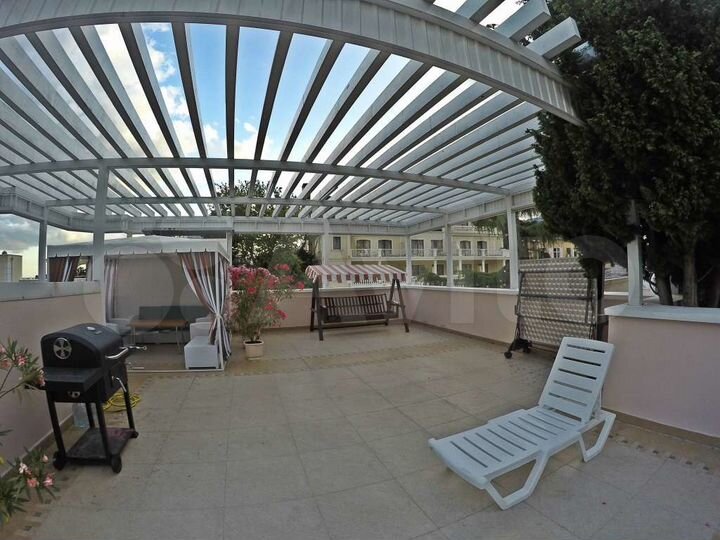 Дом 275 м² на участке 3 сот.