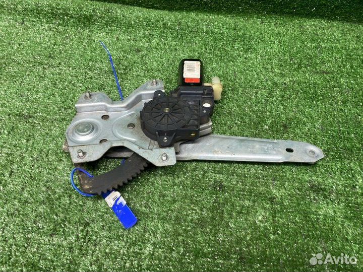 Стеклоподъемник задний правый Kia Picanto 1 1.1