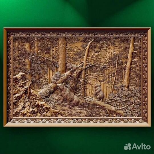 Резное панно из дерева 