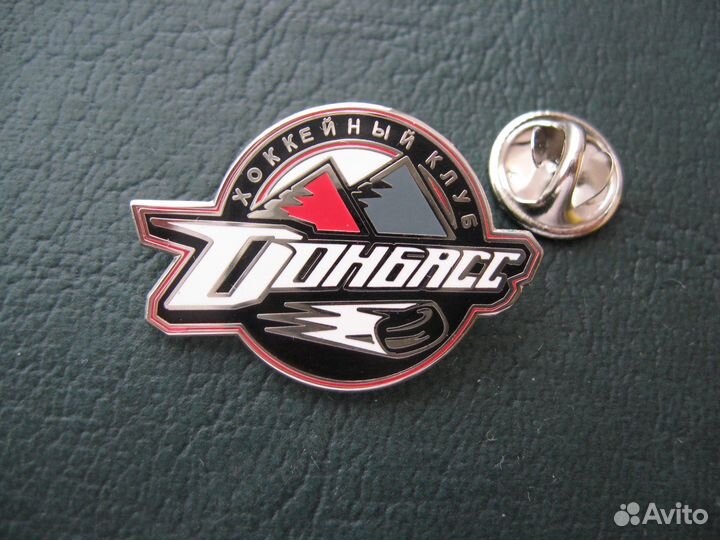 Значки Хоккейных клубов игравших в кхл