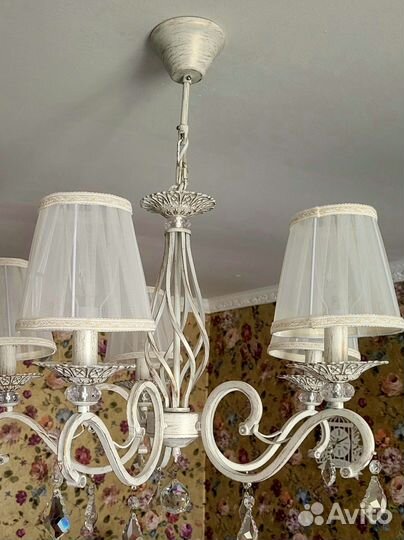 Люстра потолочная