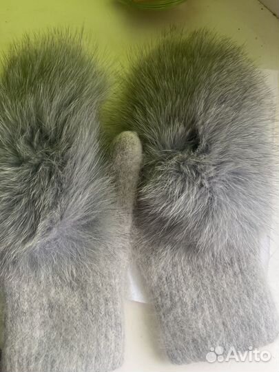 Варежки зимние песцовые