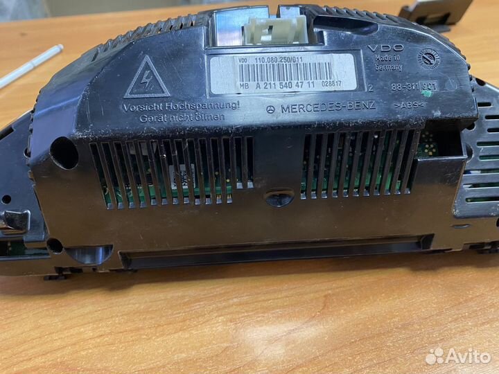 Панель приборов w211