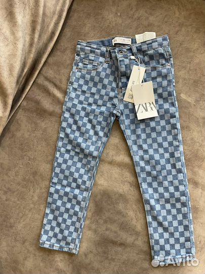 Джинсы zara для девочки 110