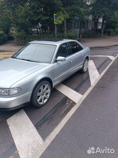 Audi A8 2.5 AT, 1998, 346 000 км