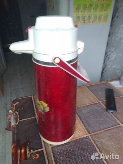 Термос помповый 2 литра