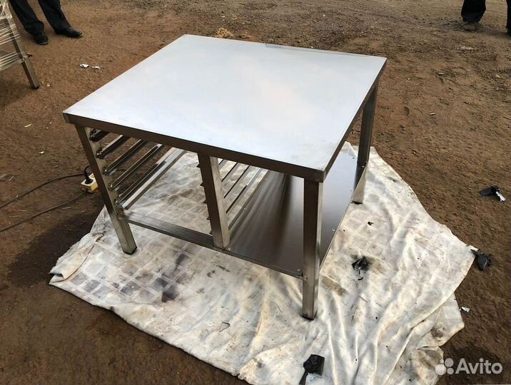 Стол из нержавеющей стали для кафе ресторана