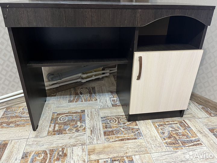 Трюмо с зеркалом