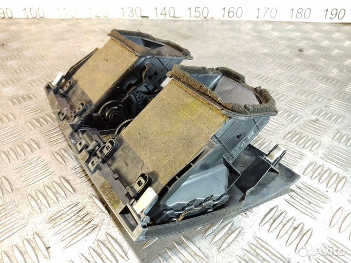 Дефлектор воздушный Mazda 3 BL бл