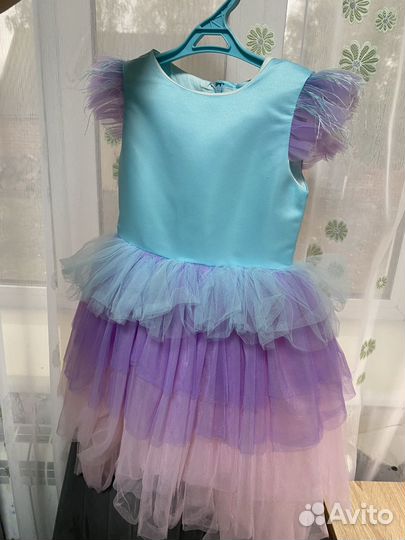 Платье на девочку 110