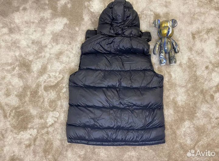 Жилетка Moncler