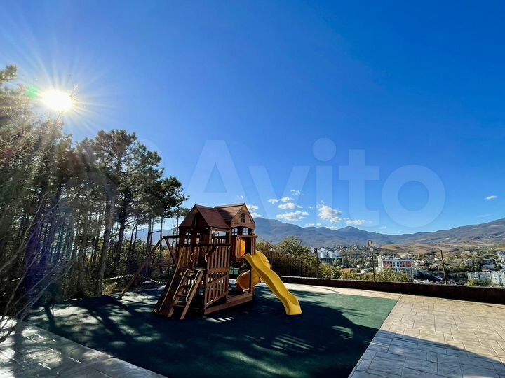 Дом 100 м² на участке 1,8 сот.