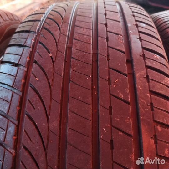 Headway HU901 285/45 R22 114