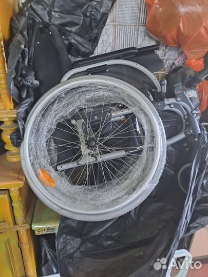 Инвалидное кресло