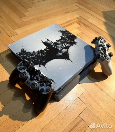 Sony PS4 slim 1tb + 50 игр два гемпада