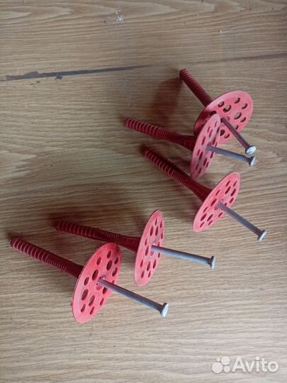 Дюбель для теплоизоляции