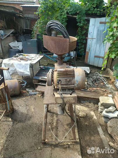 Крупорушка зернодробилка