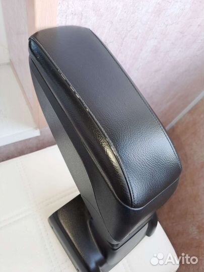 Подлокотник ford focus 3