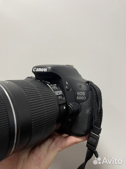 Зеркальный фотоаппарат canon eos 600d бу