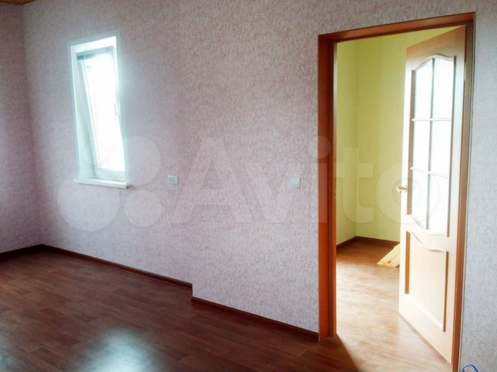 Дом 94 м² на участке 5 сот.